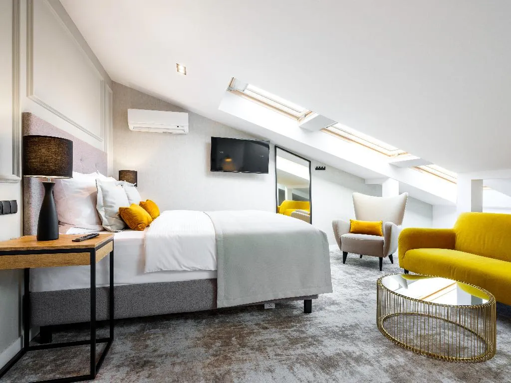 Double or Twin STANDARD Room, Wawel Queen, Krakow