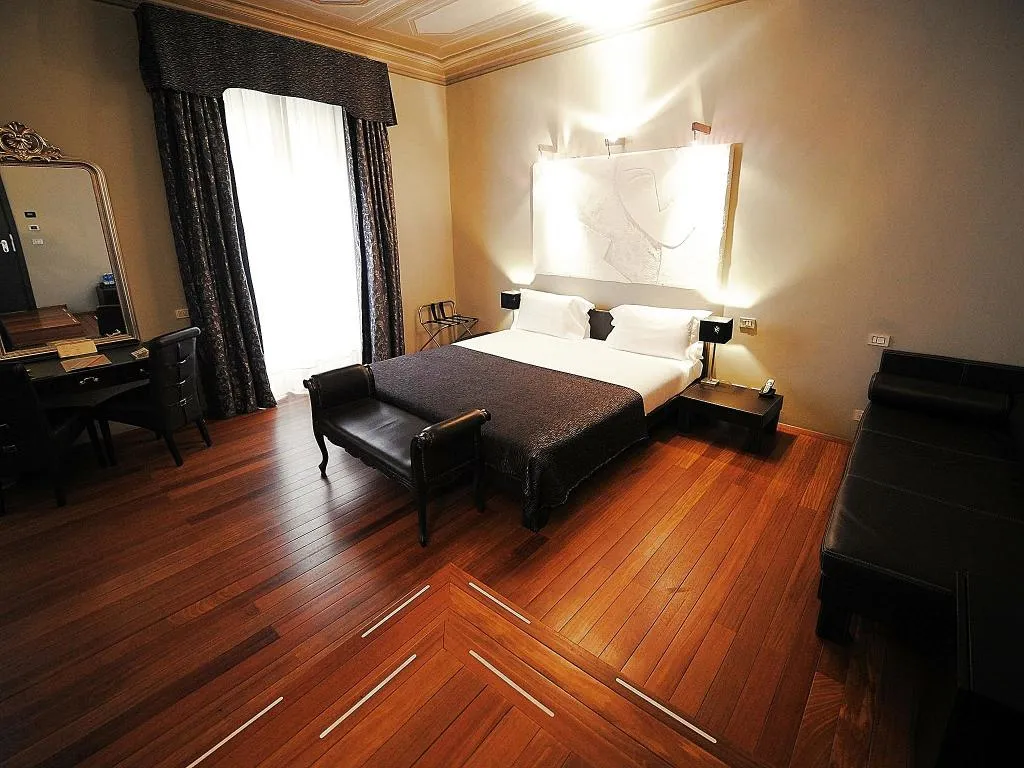 Room, Borghese Palace Art Hotel, Florence