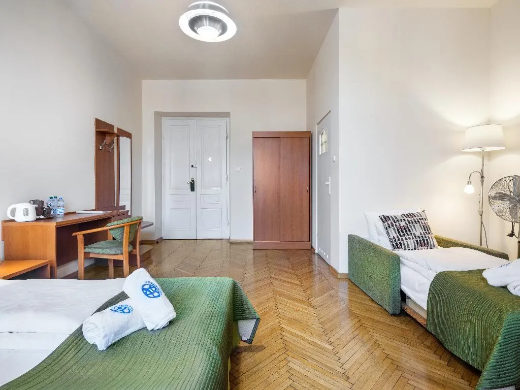 TRIPLE STANDARD Room, Kosmopolita Rooms & Apartments, Krakow