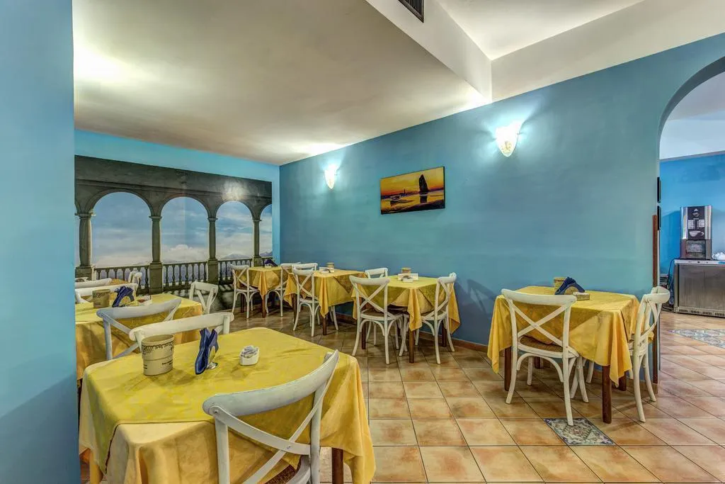 Restaurant, Hotel Nice, Naples