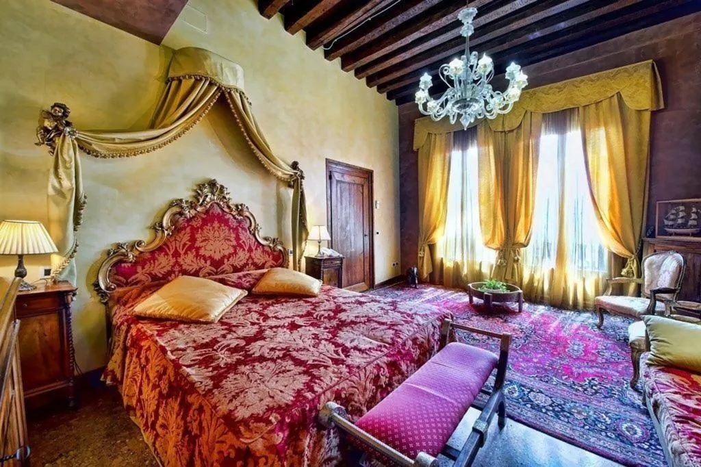 Conferences, Palazzo Odoni, Venice