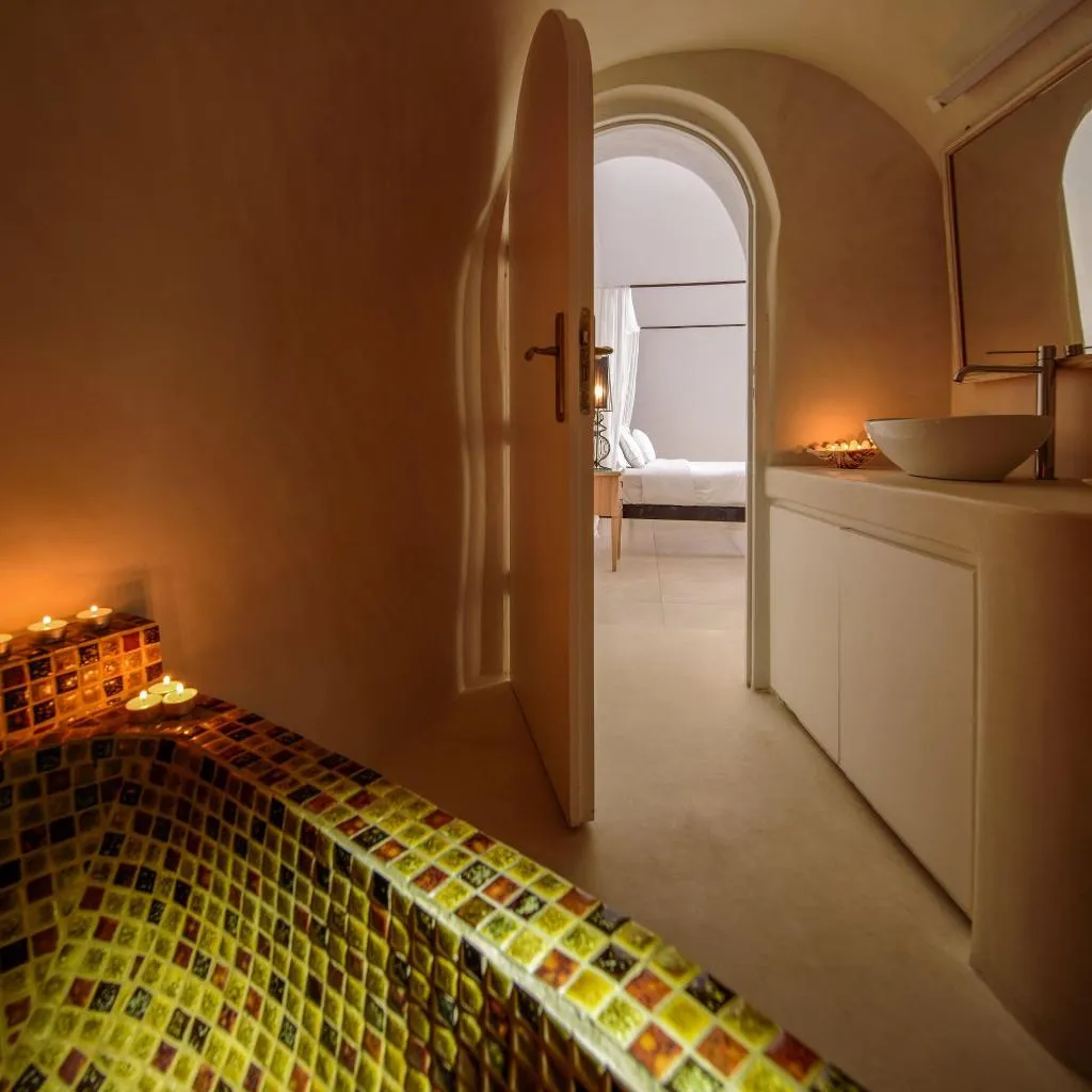 Room, Kamares Apartments, Santorini