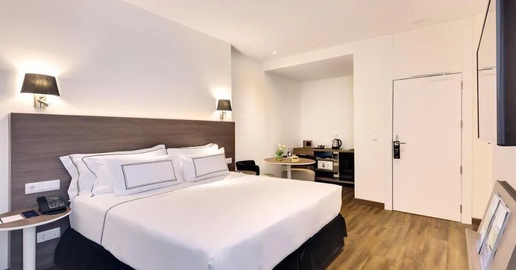 Room, Melia Madrid Serrano, Madrid