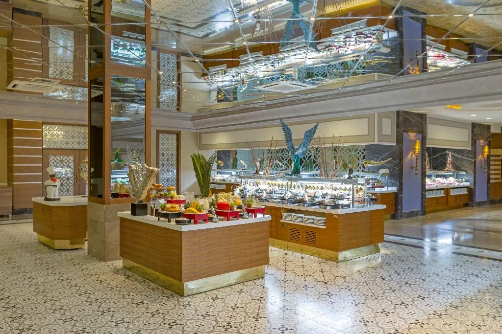 Restaurant, Royal Holiday Palace, Antalya