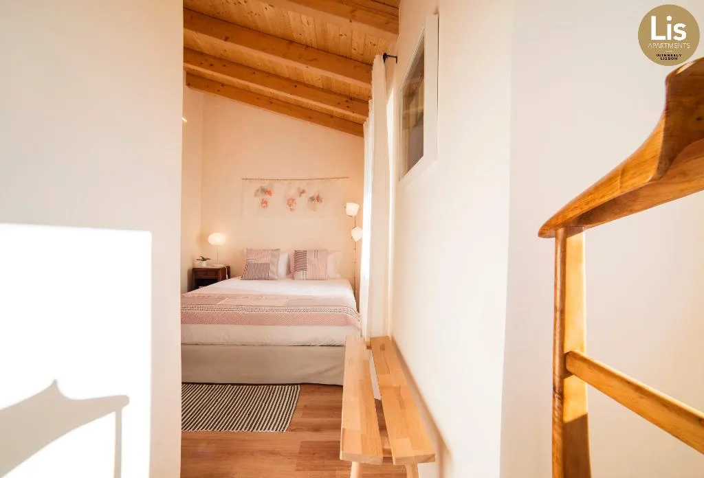 APARTMENT CAPACITY 3 ONE BEDROOM Room, Lis Apartments, Lisbon