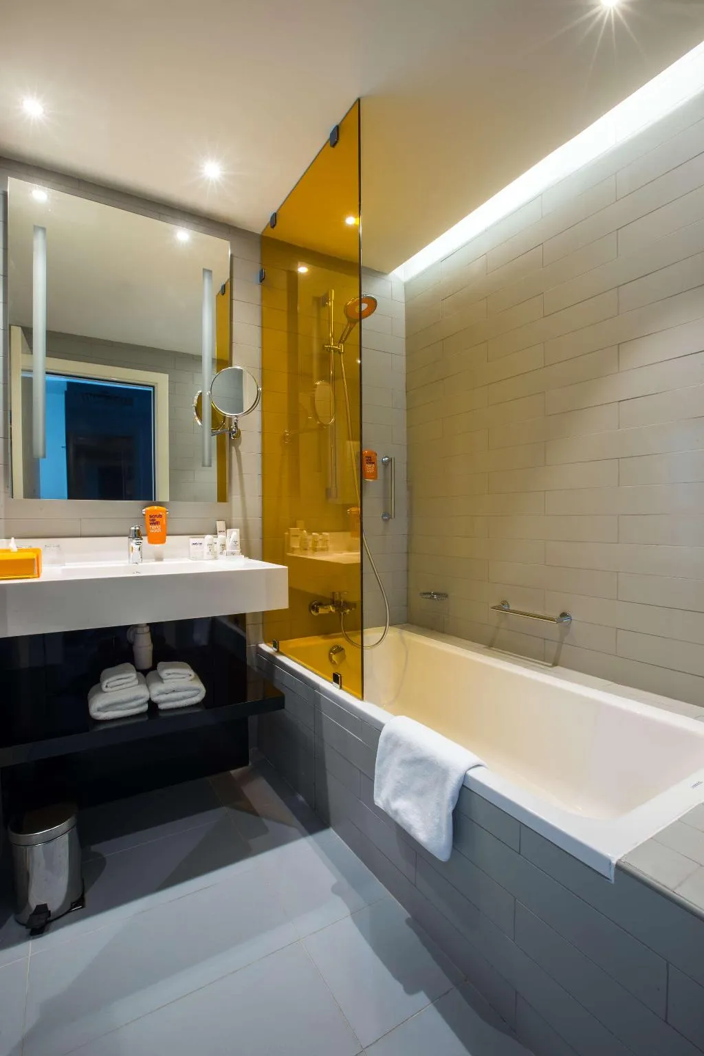 Room, Park Inn by Radisson Dubai Motor City, Dubai