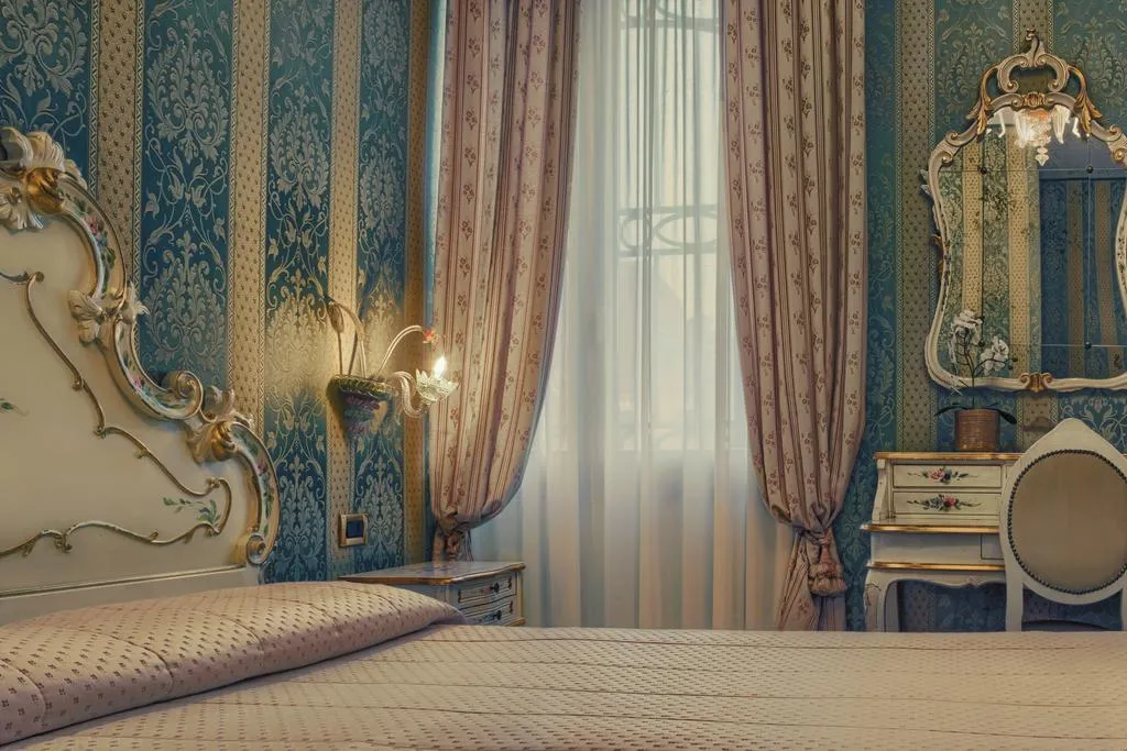 Double or Twin STANDARD Room, Tre Archi, Venice