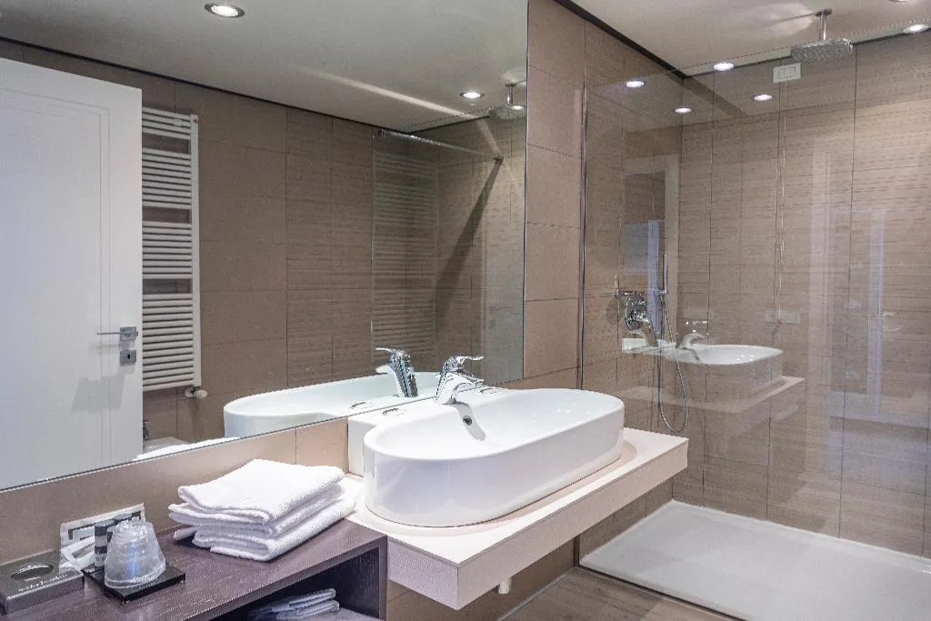 JUNIOR SUITE WITH VIEWS Room, Hotel Borgo Le Terrazze, Milan