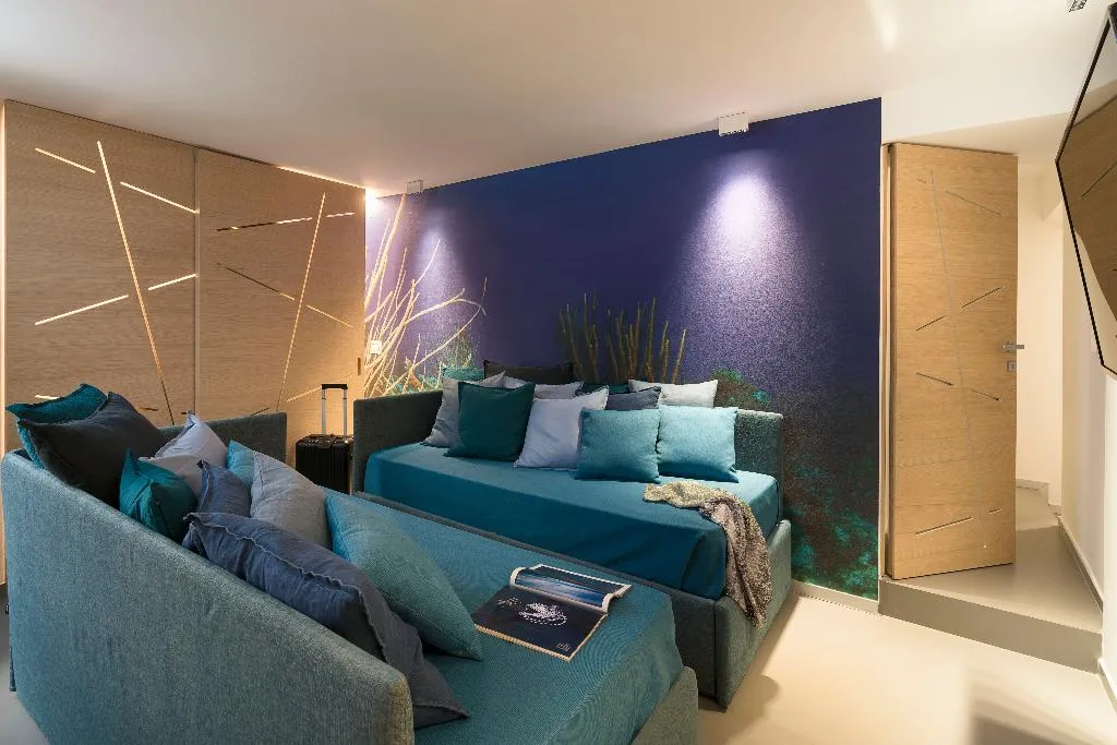 SUITE WITH JACUZZI Room, Duomo Suites & Spa, Catania