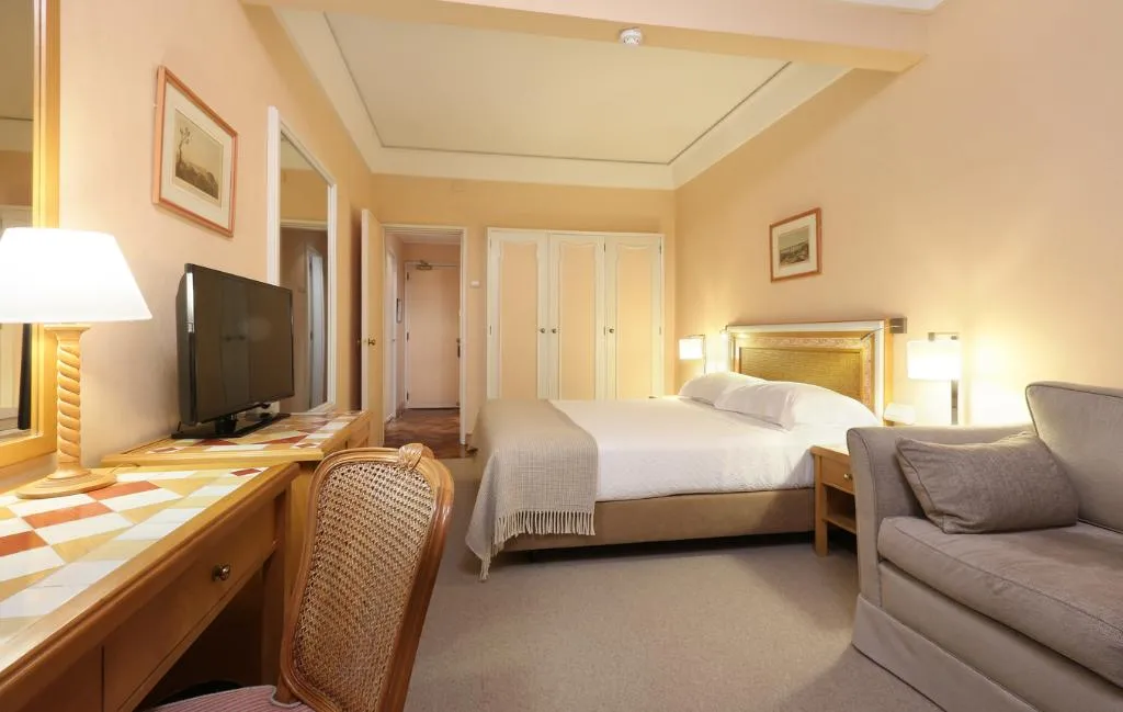 TRIPLE SUPERIOR Room, Lisboa Plaza, Lisbon