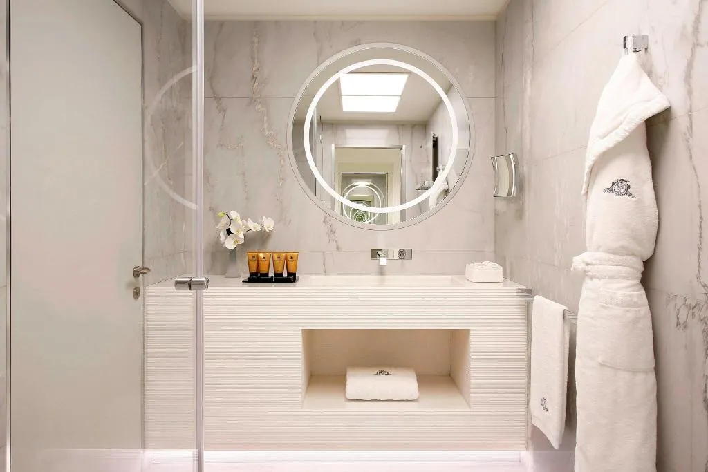 Room, Excelsior Hotel Gallia, a Luxury Collection Hotel, Milan