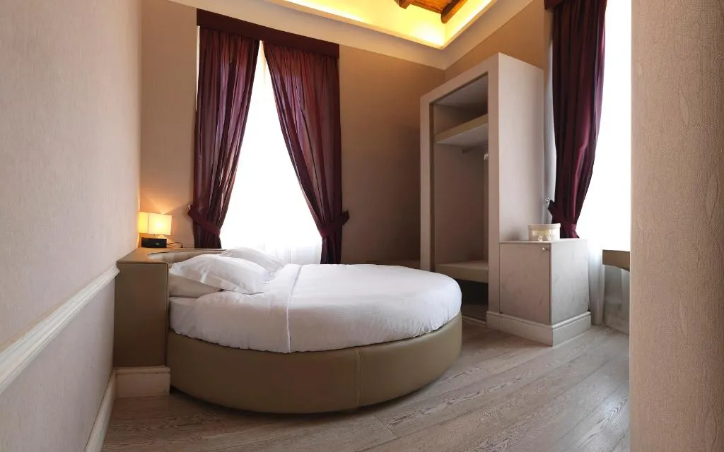 DOUBLE STANDARD Room, LE REVE DE NAIM Roma, Rome