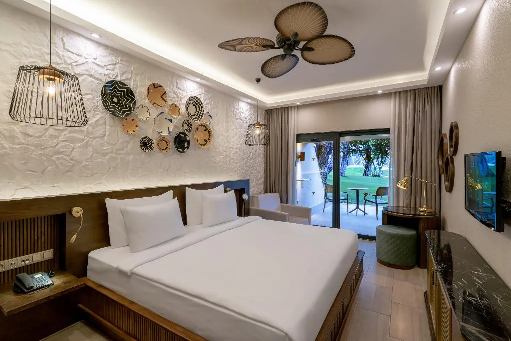 DOUBLE SINGLE USE COMFORT Room, Rixos Sungate Land of Legend Theme Park FreeAcces, Antalya