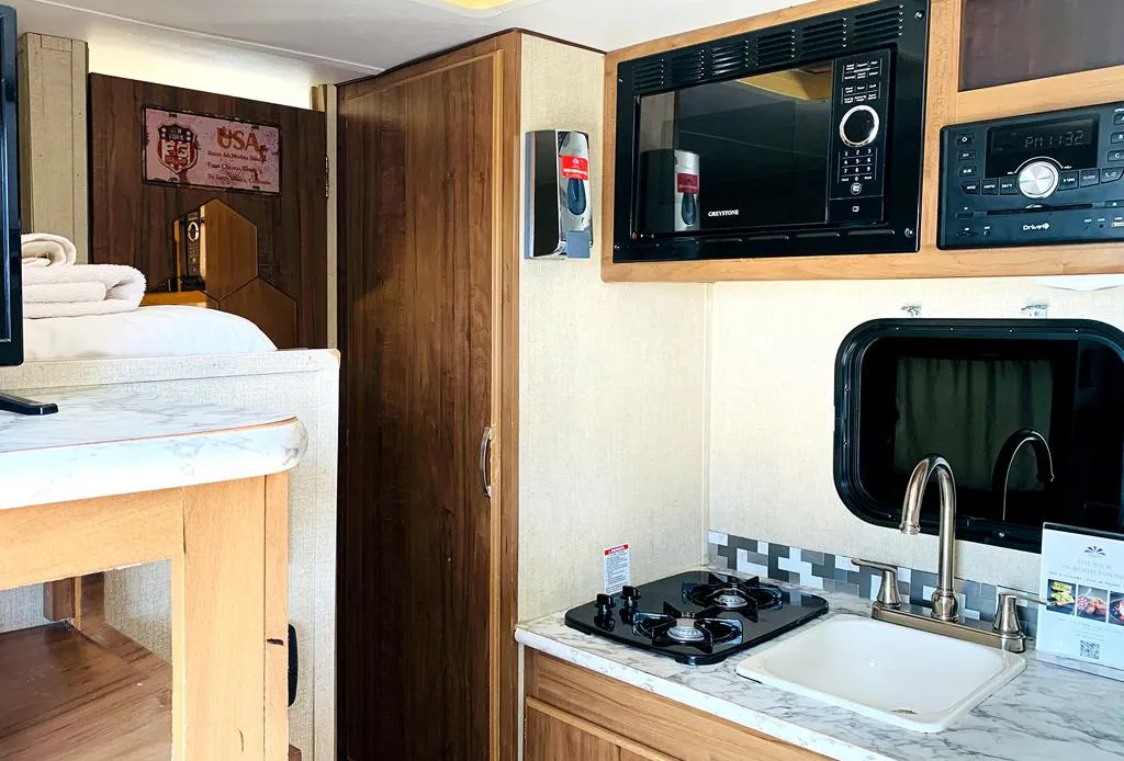 SUITE STANDARD Room, Caravana Beach Resort, Dubai