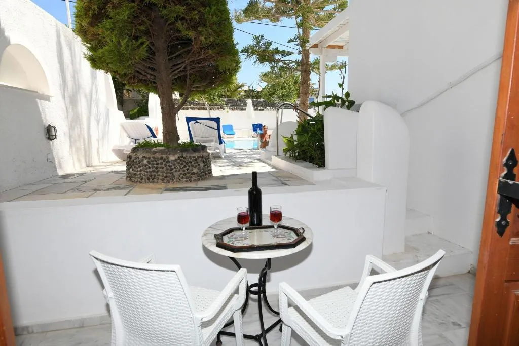 STUDIO DELUXE Room, Sunflower ApartHotel, Santorini