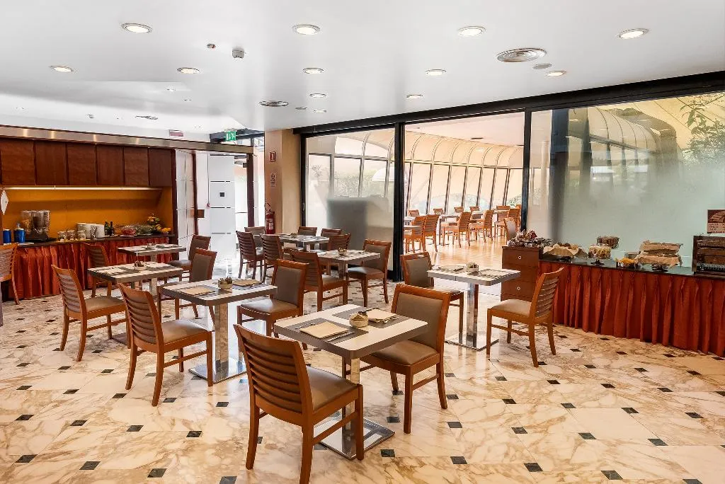 Restaurant, Abacus Hotel, Milan