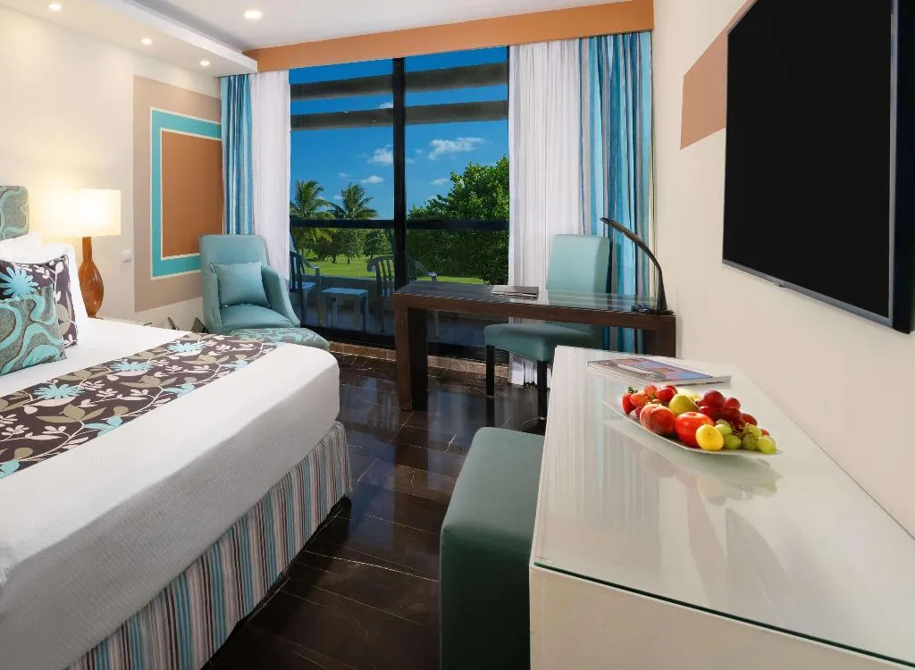 SINGLE STANDARD Room, The Pyramid Cancun by Oasis, Cancun Area