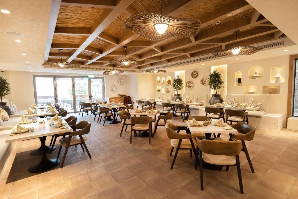Restaurant, Wyndham Residences The Palm, Dubai