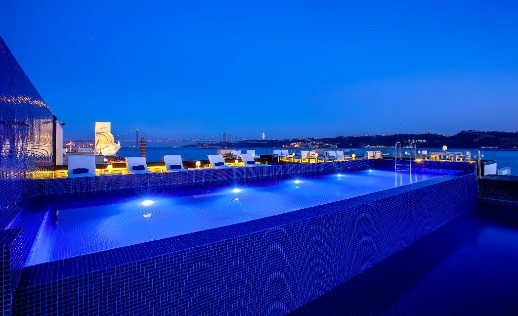 Pool, Altis Belem Hotel & Spa, a Member of Design Hotels, Lisbon