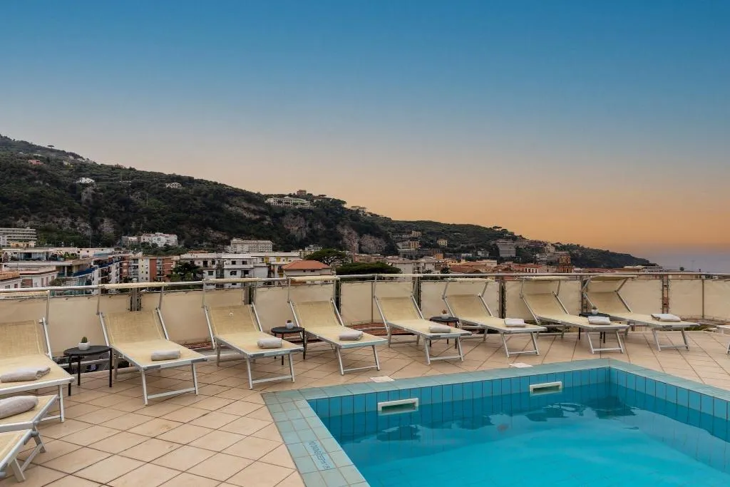 Pool, Grand Hotel Cesare Augusto, Naples
