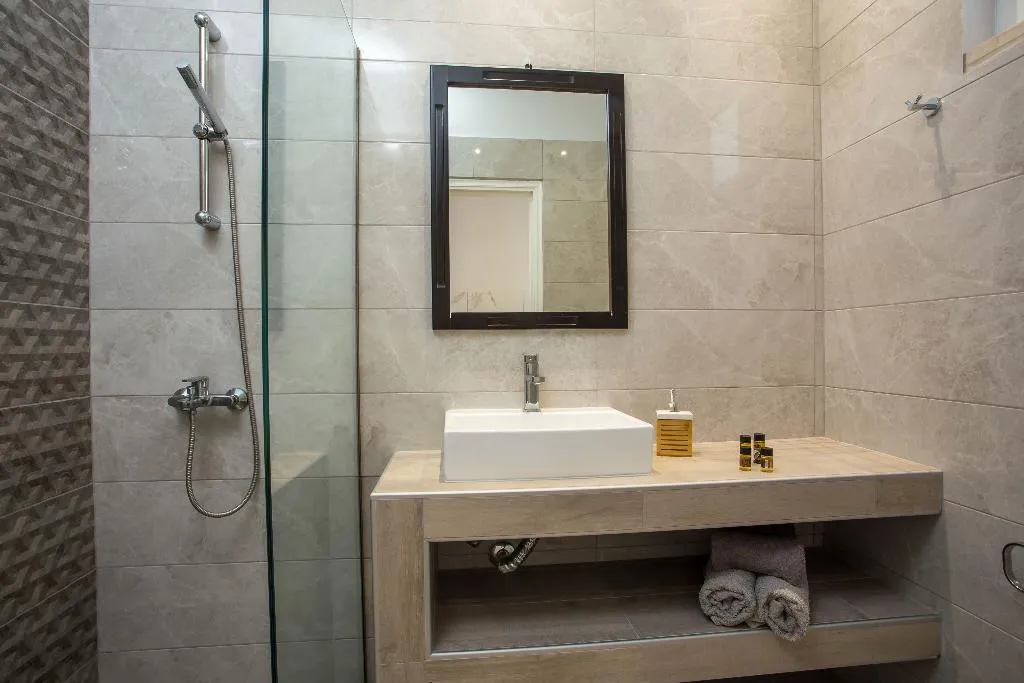 SUITE WITH JACUZZI Room, Casa Stavris, Rhodes