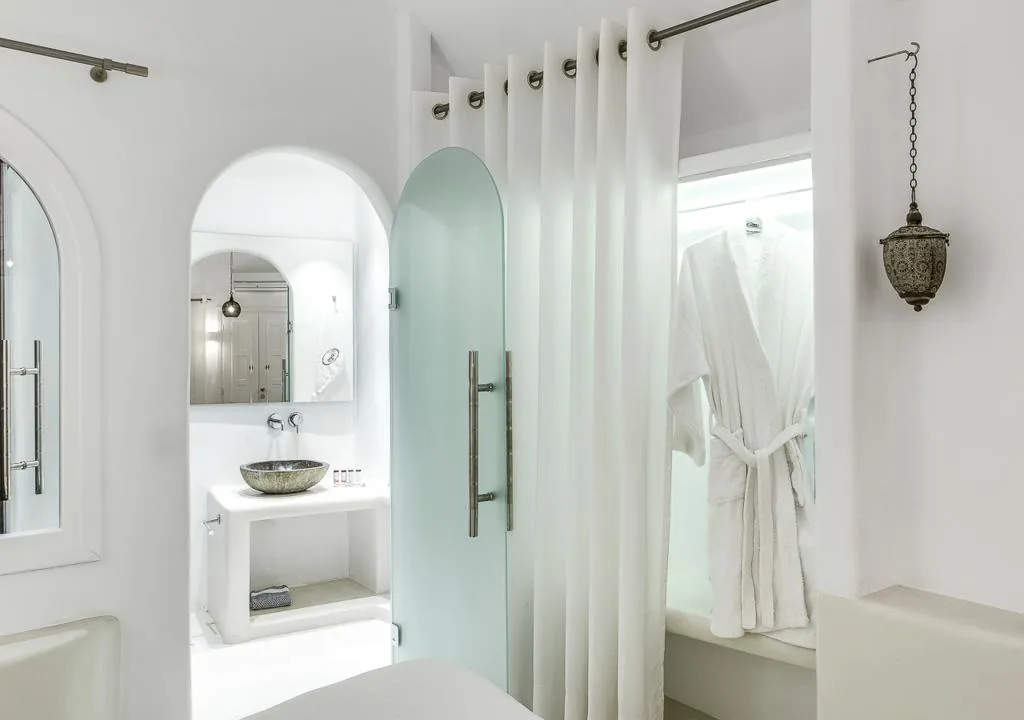 DOUBLE DELUXE SEA VIEW Room, Infinity Suites & Dana Villas, Santorini