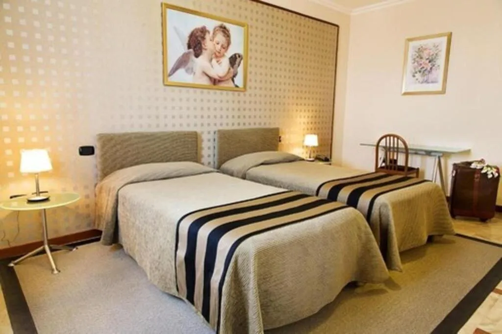 Room, Hotel Palace 2000, Rome