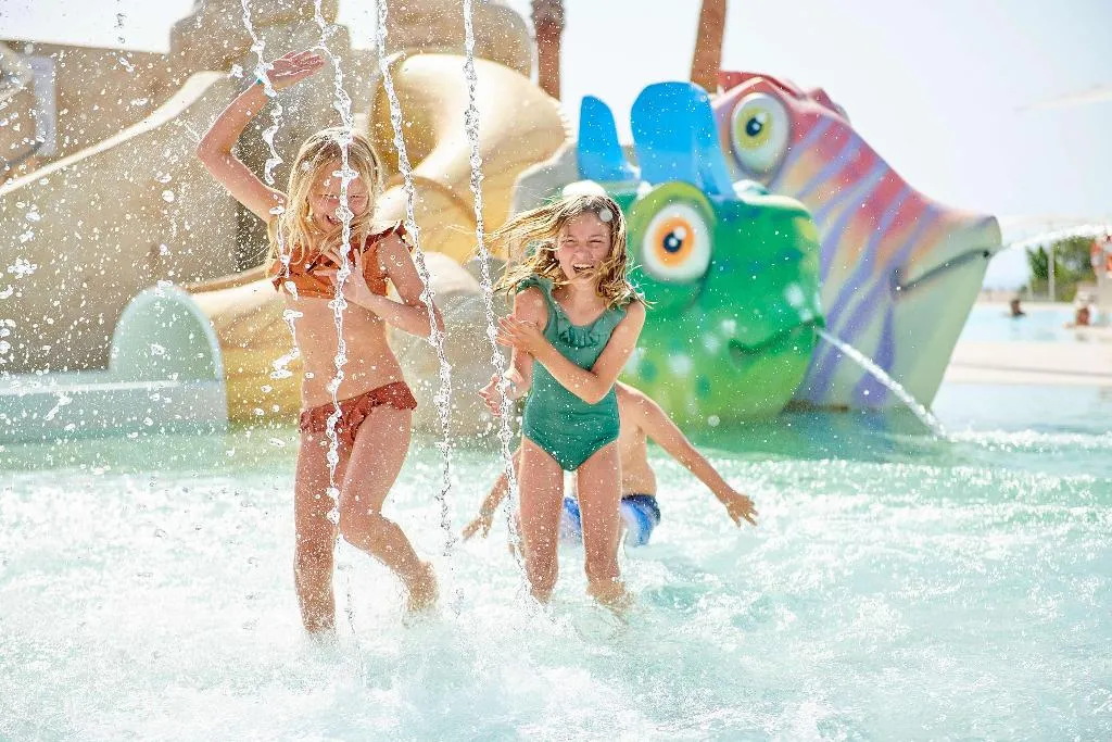 Sports and Entertainment, Iberostar Waves Cala Domingos, Majorca