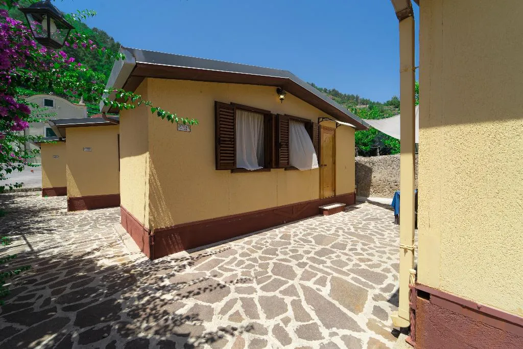 BUNGALOW STANDARD Room, Casa Vacanza San Pietro, Naples