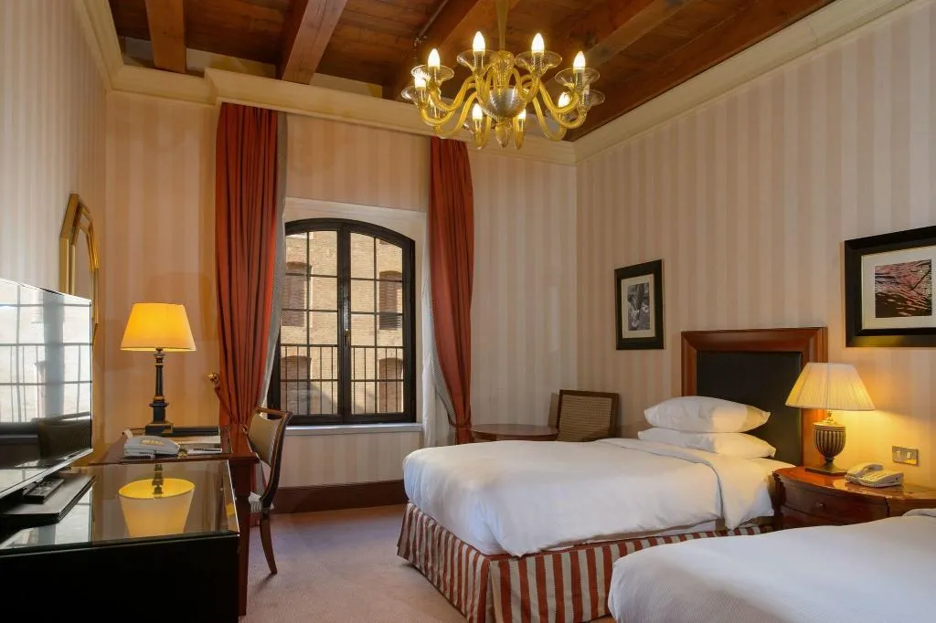 Room, Hilton Molino Stucky Venice, Venice