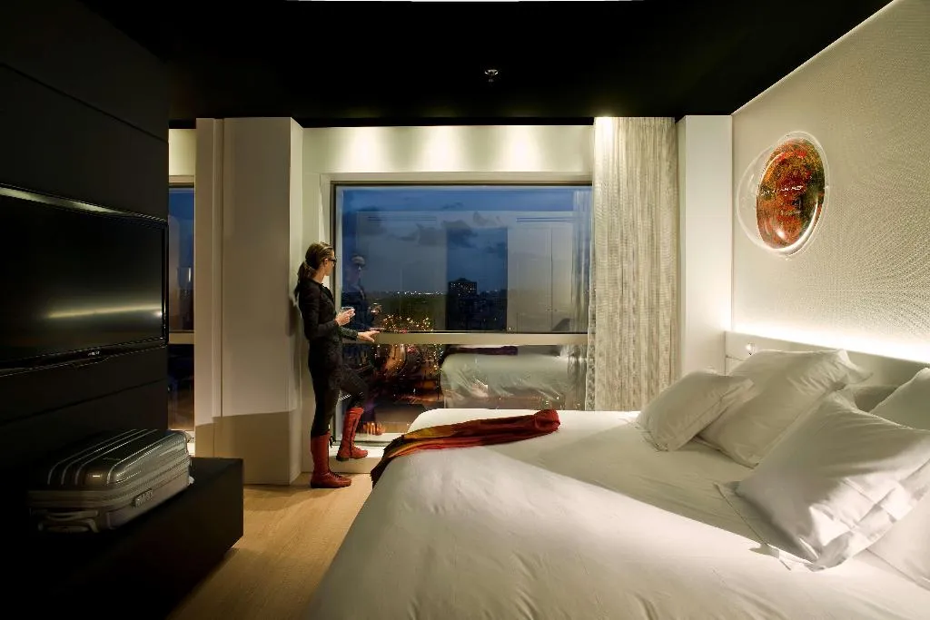 SUITE DELUXE Room, Barcelo Sants, Barcelona