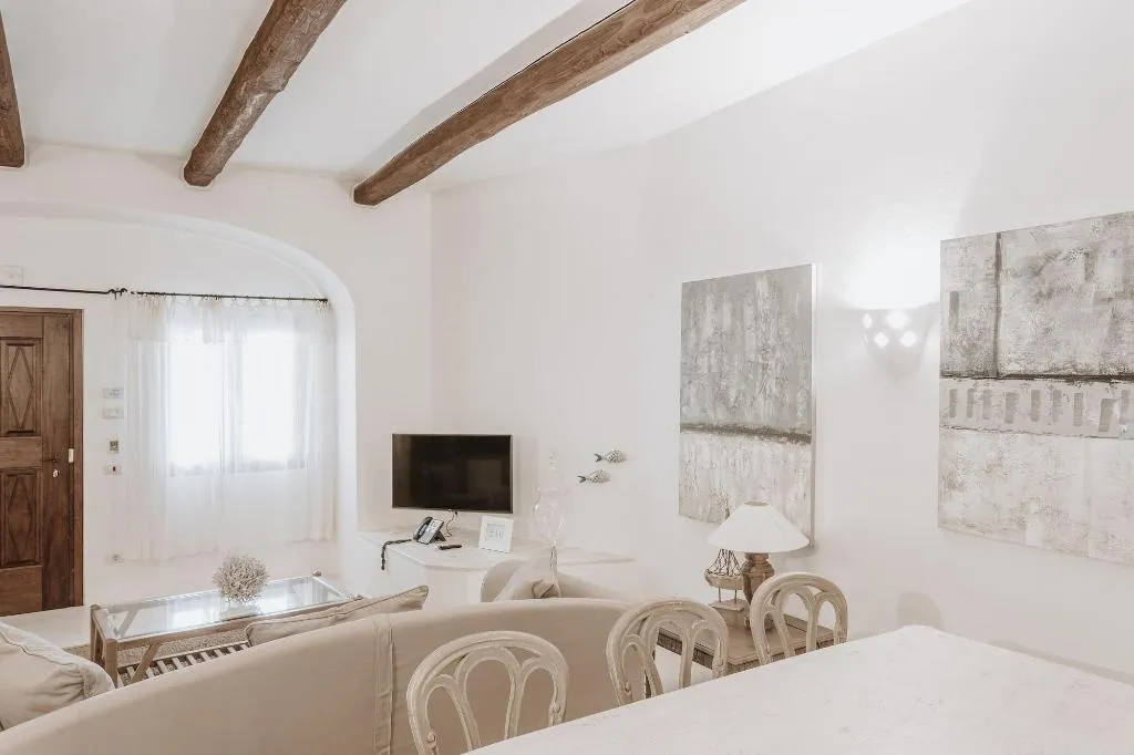 Room, Relais Villa Carola, Olbia