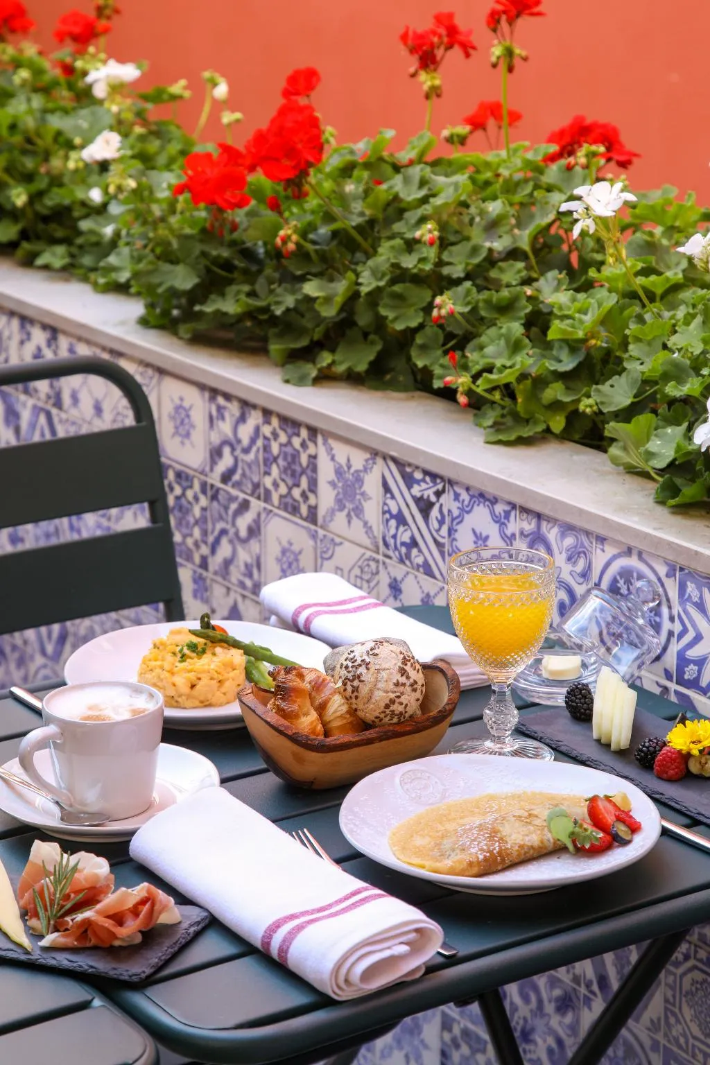 Terrace, Vincci Alfama, Lisbon