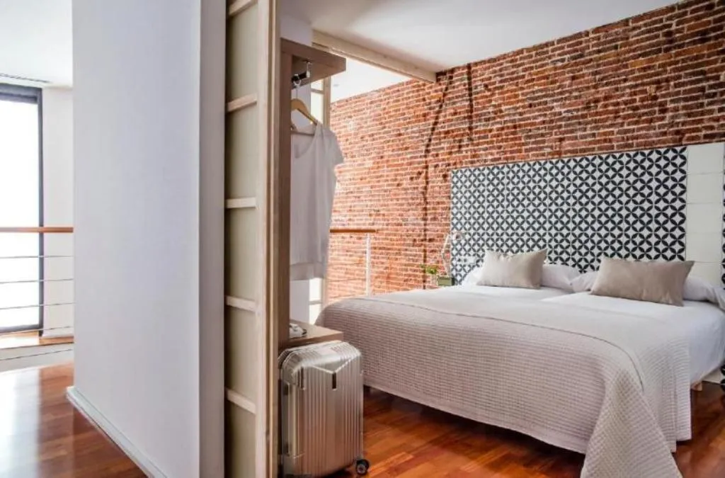 APARTMENT CAPACITY 5 Room, Eric Vokel Madrid Suites, Madrid