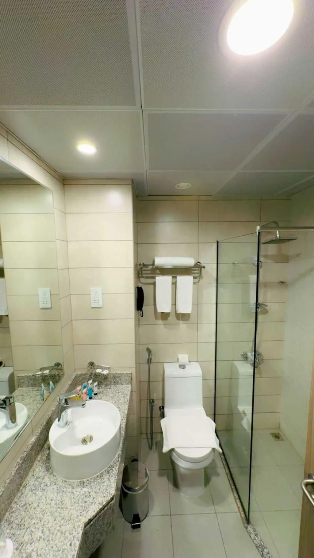 Room, Vogo Grand Hotel, Dubai