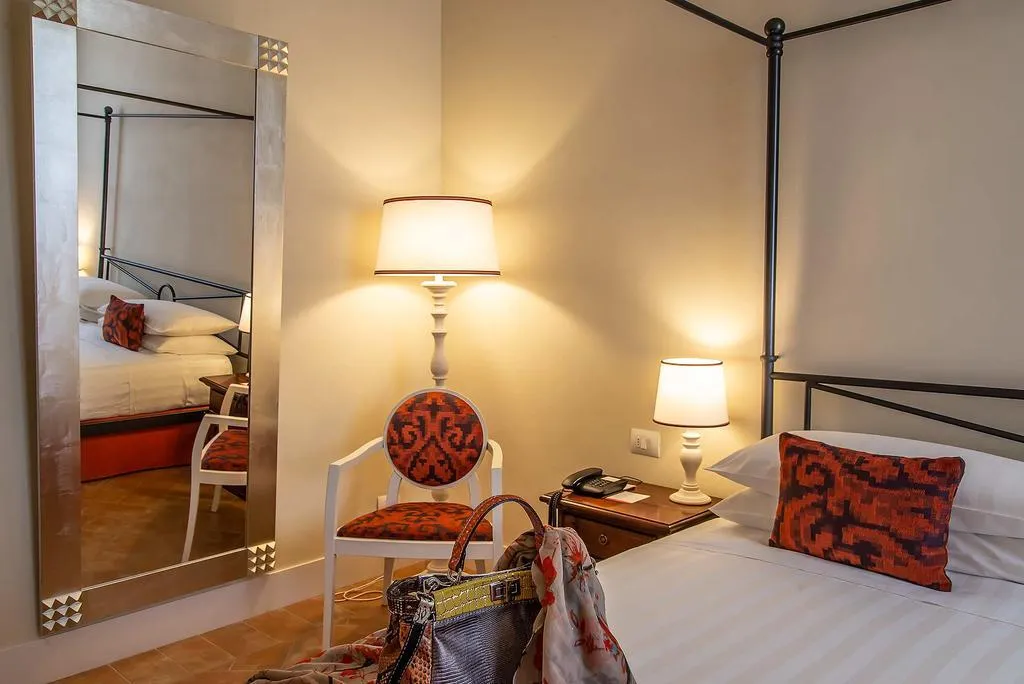 DOUBLE CLASSIC Room, Donna Camilla Savelli - VRetreats, Rome