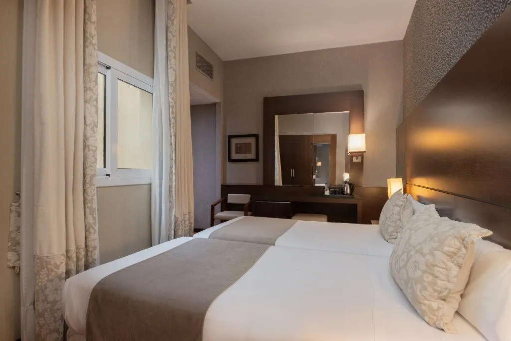 DOUBLE SINGLE USE STANDARD Room, Barcelona Hotel Colonial, Barcelona