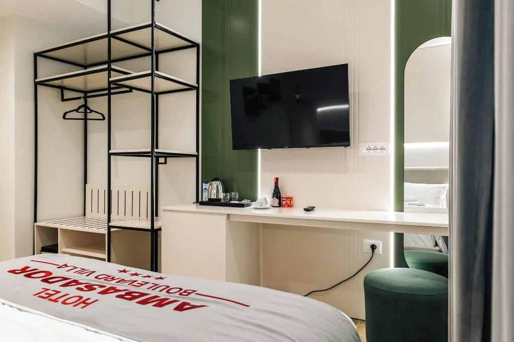 Room, Ambasador Hotel, Durres