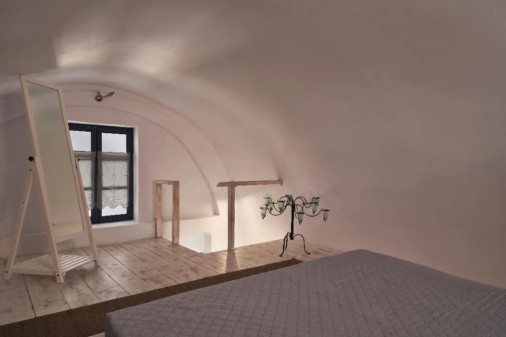 SUITE GRAND Room, Fava Eco Suites, Santorini