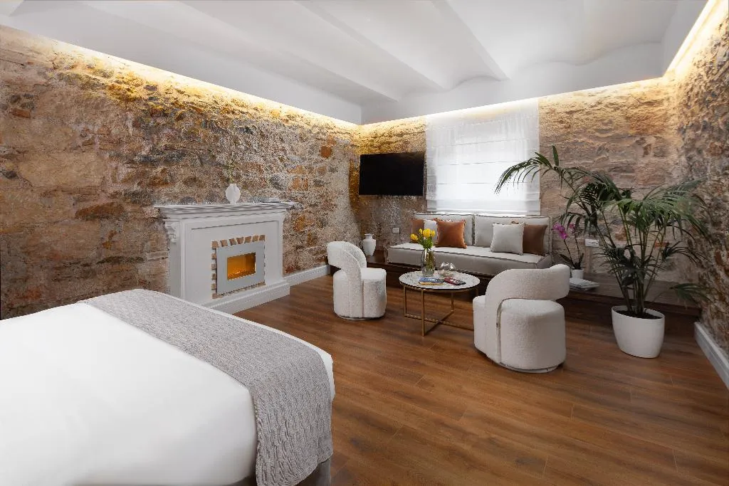 SUITE STANDARD Room, La Divina, Athens