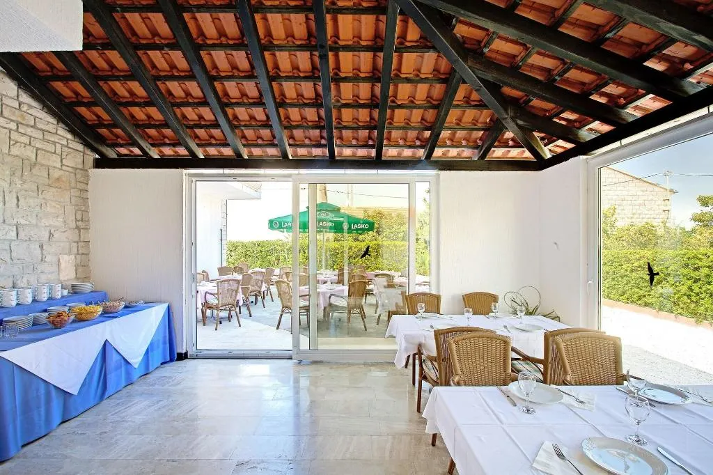 Restaurant, Villa Supetar, Split