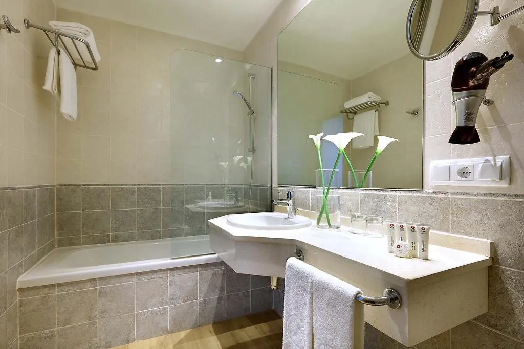 Double or Twin STANDARD Room, Exe Isla Cartuja, Seville