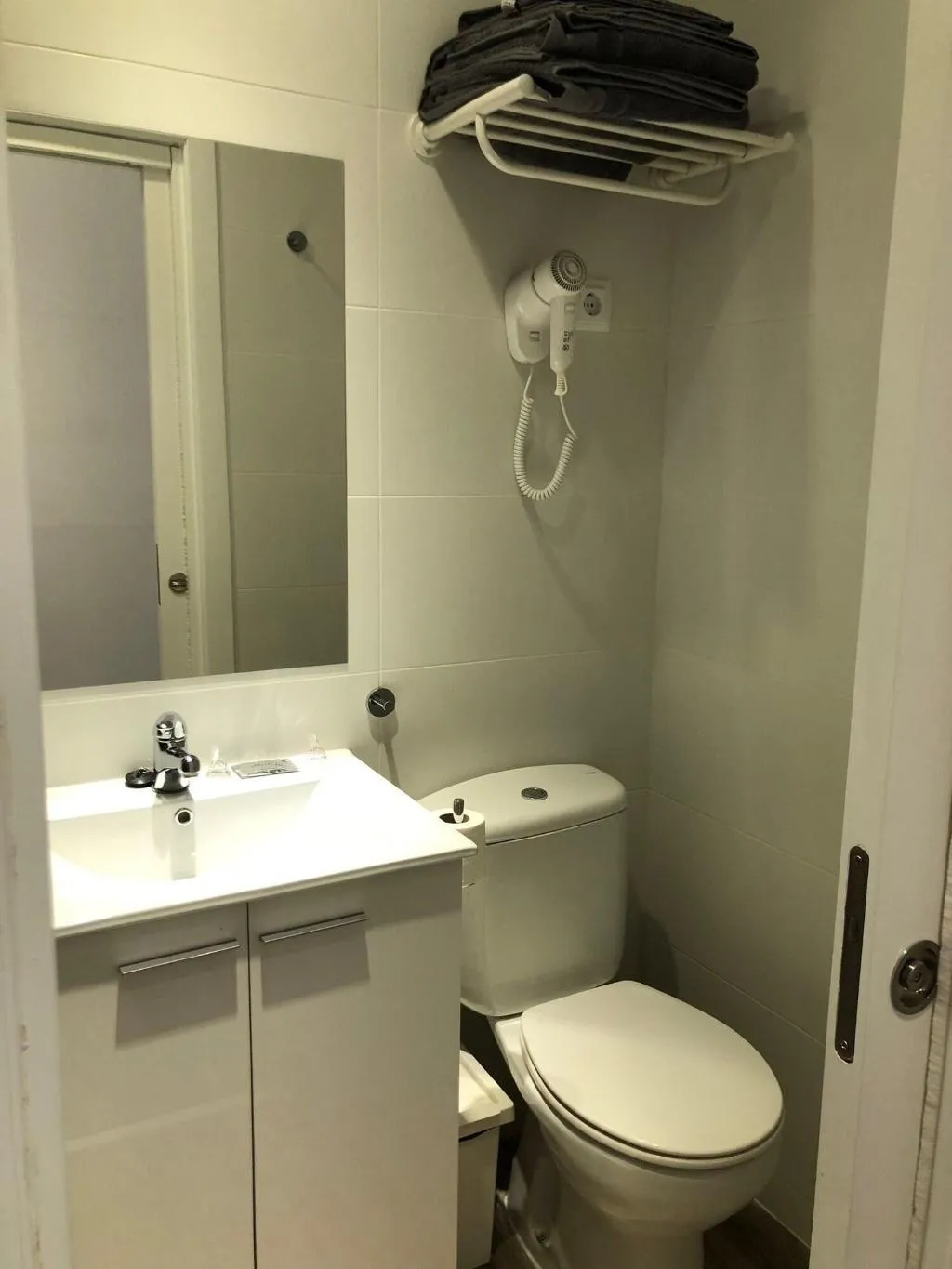 Room, Hostalin Madrid Atocha, Madrid