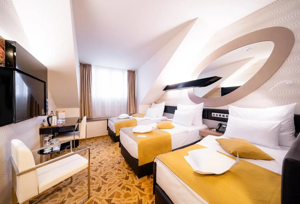 TRIPLE THREE BEDS Room, Grandium Hotel Prague, Prague