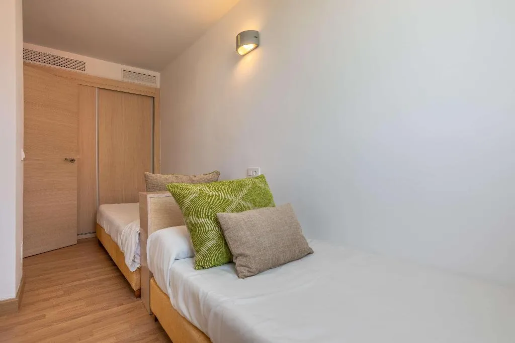 APARTMENT TWO BEDROOMS Room, Zafiro Bahia, Majorca