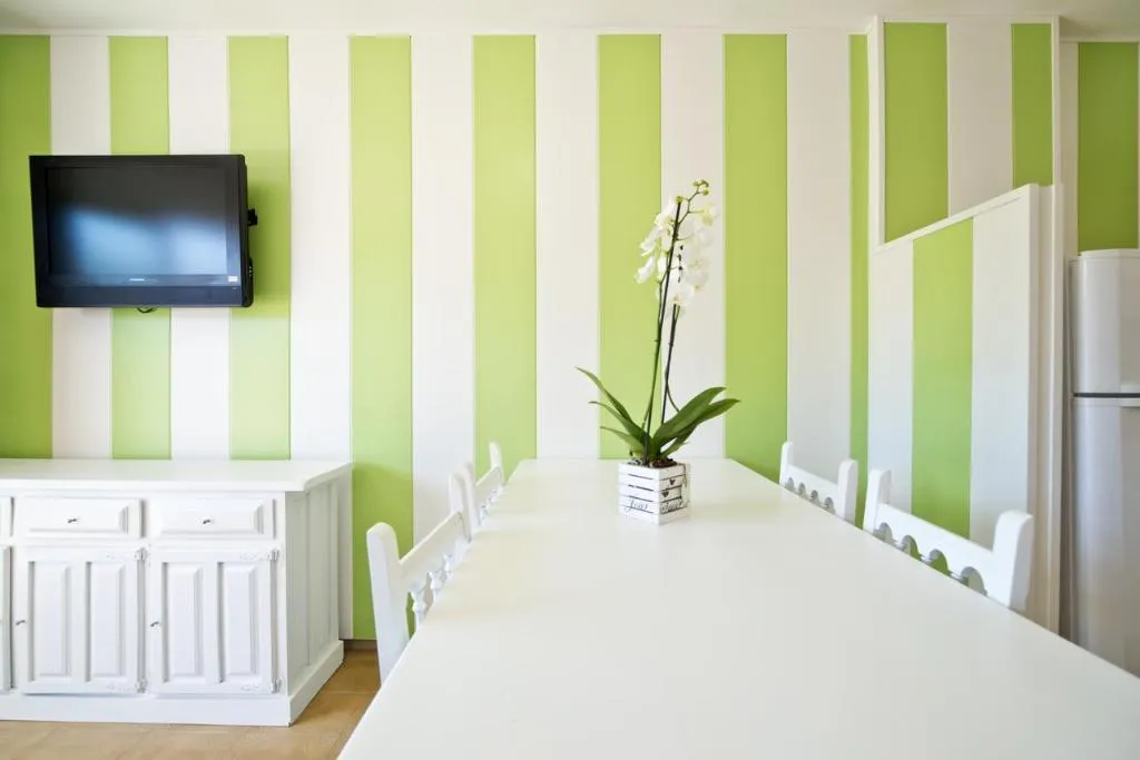APARTMENT CAPACITY 4 ONE BEDROOM Room, Apartamentos Salles Beach, Costa Brava