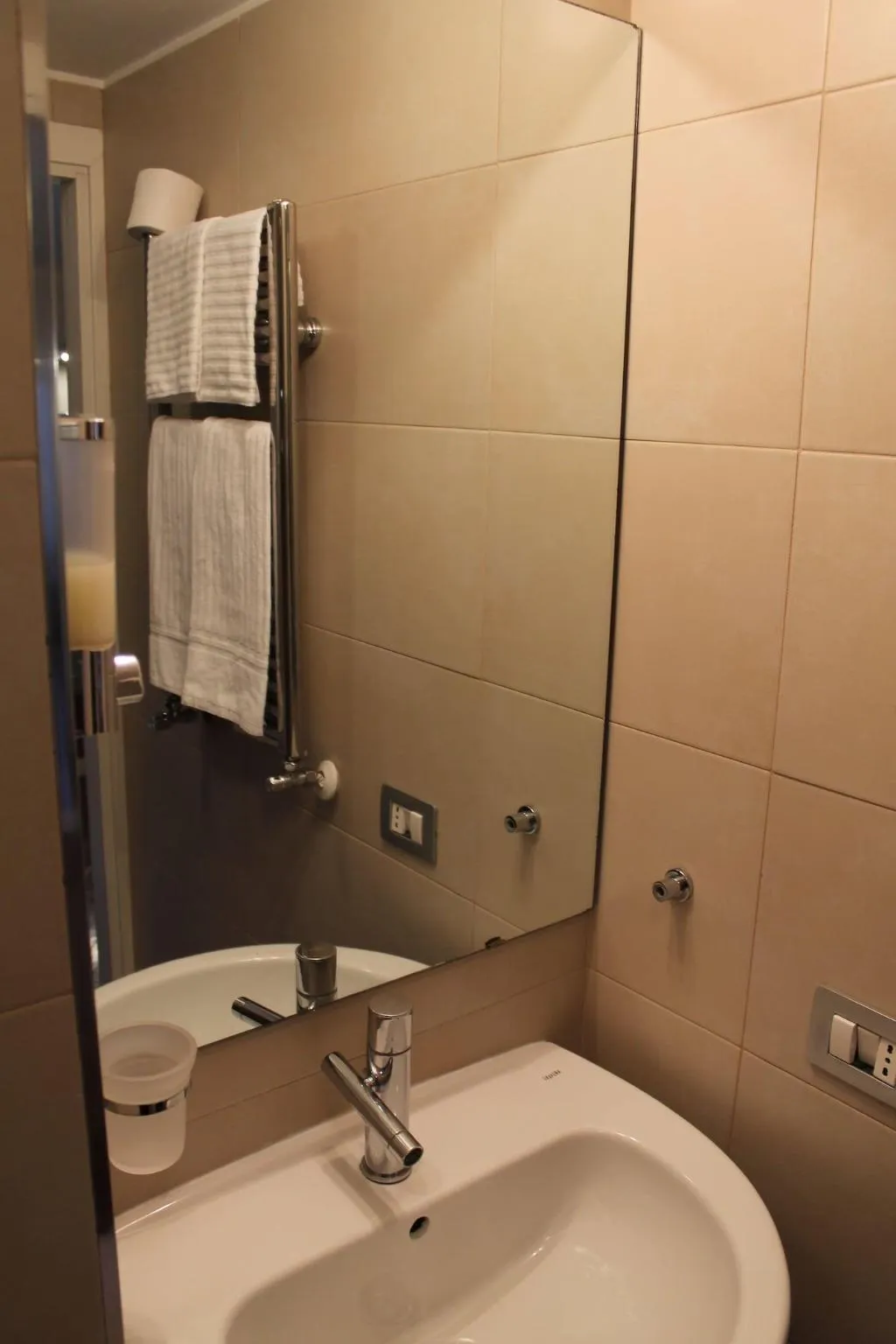 Double or Twin WITH DOUBLE BED Room, Relais Arco Della Pace, Rome