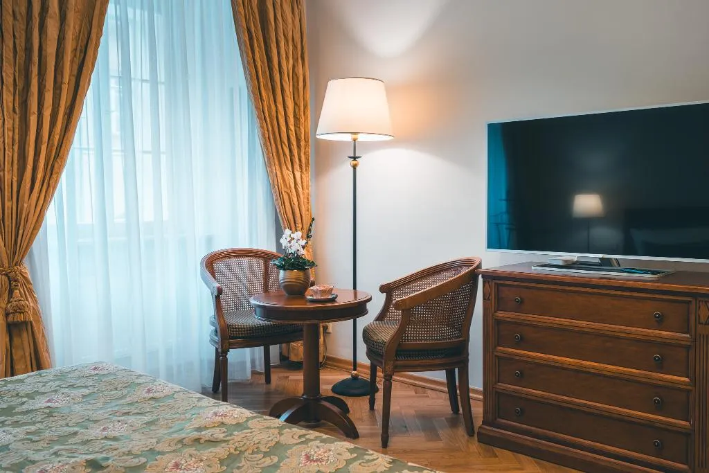 Double or Twin DELUXE Room, Appia Hotel Residence Prague, Prague