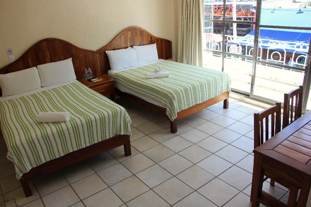 DOUBLE SUPERIOR Room, Plaza del Sol, Playa Del Carmen