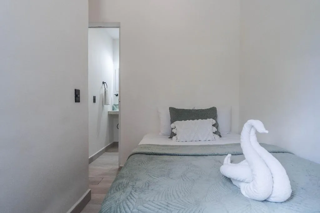 APARTMENT CAPACITY 3 Room, La Quinta Caribeña, Cancun Area